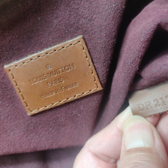 Auth Louis Vuitton Belmont Damier Ebene - Picture 8 of 14